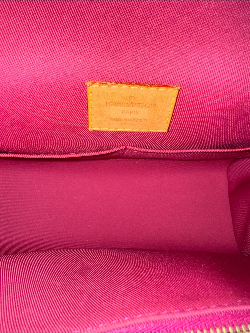 Louis Vuitton Cluny - Picture 11 of 14
